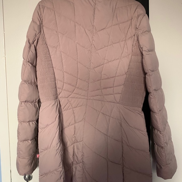 Bernardo Packable EcoPlume Coat - Picture 4 of 5